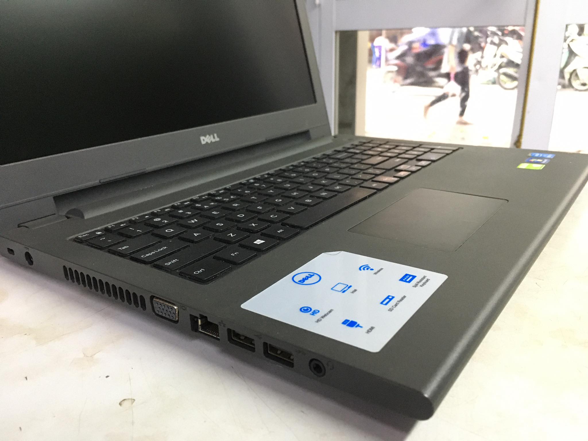 Dell vostro 3549