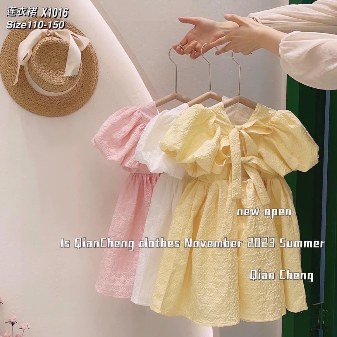 Váy đũi xốp thắt nơ lưng phối tay bồng cho bé gái
