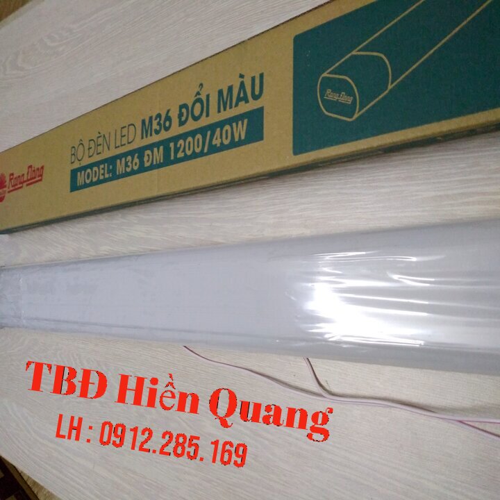 Bóng Led bán nguyệt đổi màu 1.2m Rạng Đông ( Hàng chính hãng)