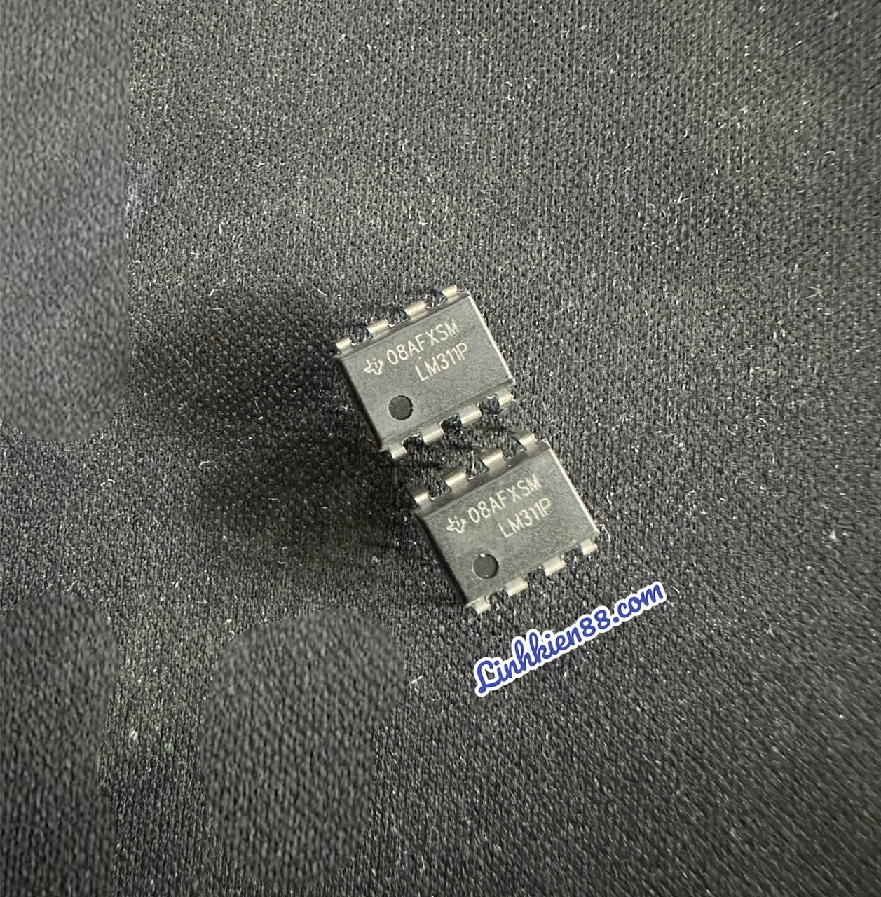 Ic audio lm311p lm311 311 cắm dip-8