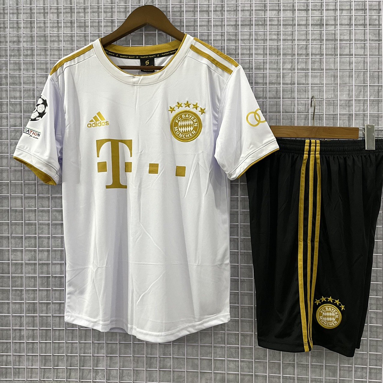 Bộ quần áo đá banh clb bayern trắng sân khách 2023 flg cúp c1
