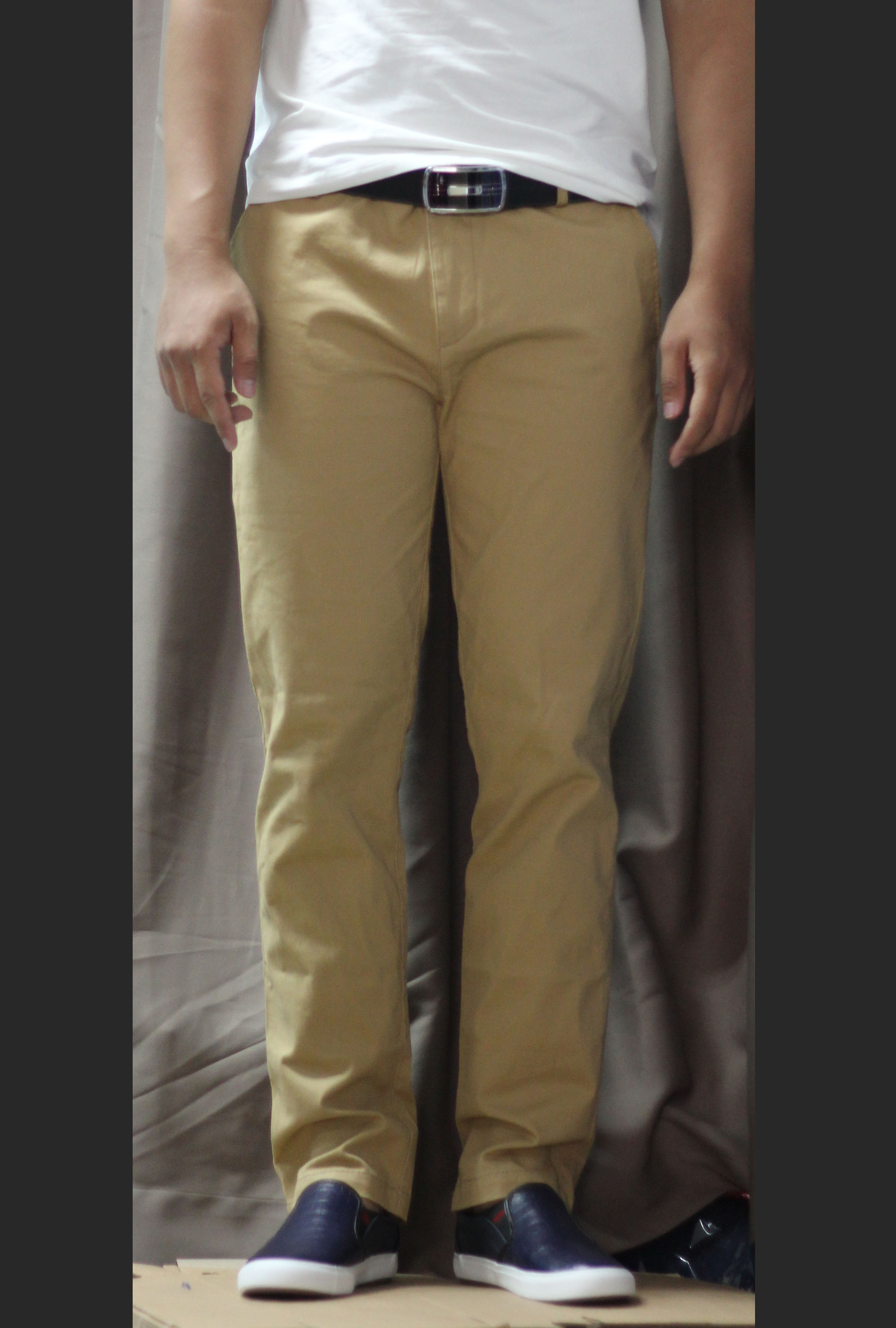 Quần kaki nam màu xanh rêu hàng đẹp