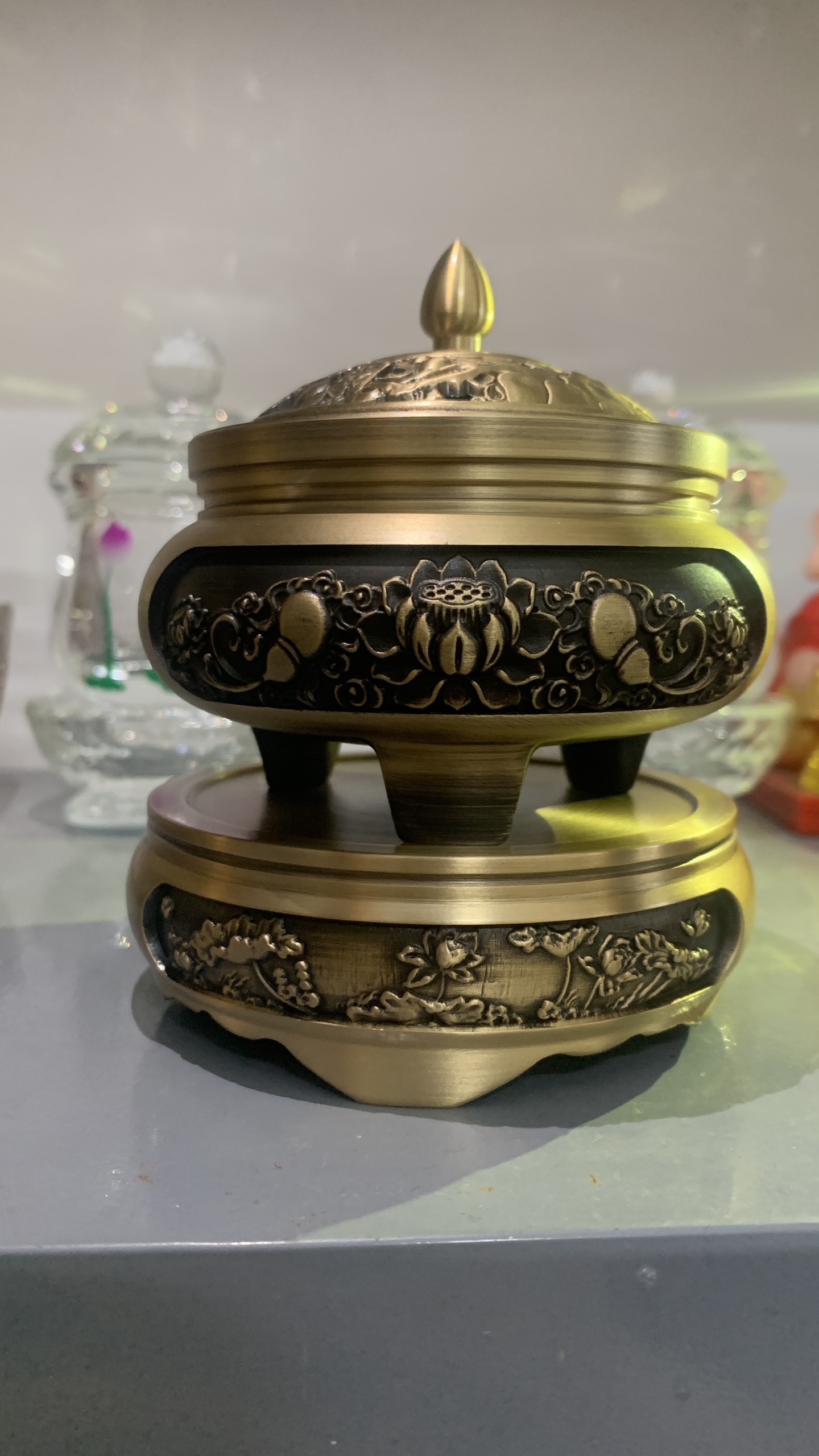 Lư xông trầm đồng - hoa sen cao cấp