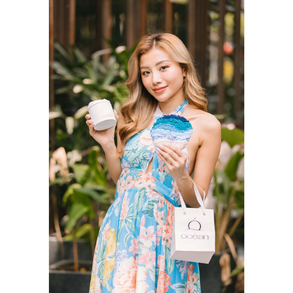 Đầm yếm Maybi cutout dáng xòe