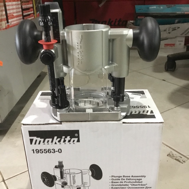 Đế soi rãnh cho máy phay makita rt0700c 1955630