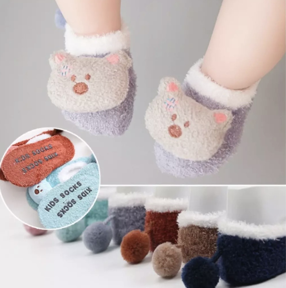 Tất thú len lông xù có đế chống trượt cho bé trai và bé gái từ 0-2 tuổi