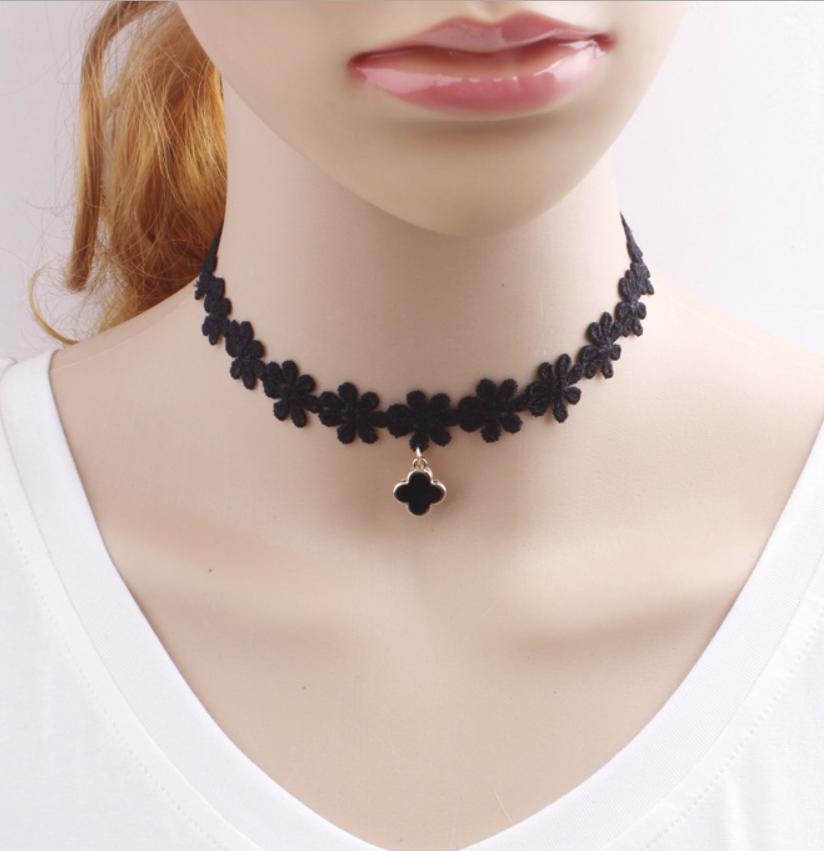 [HCM]Vòng cổ nữ choker ren đen mặt cỏ 4 lá may mắn kèm video