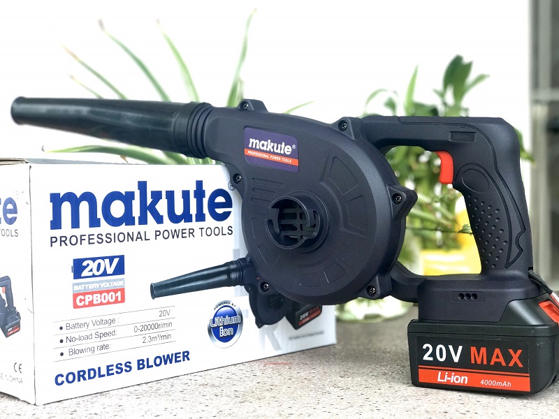 Máy thổi bụi dùng Pin Makute CPB001