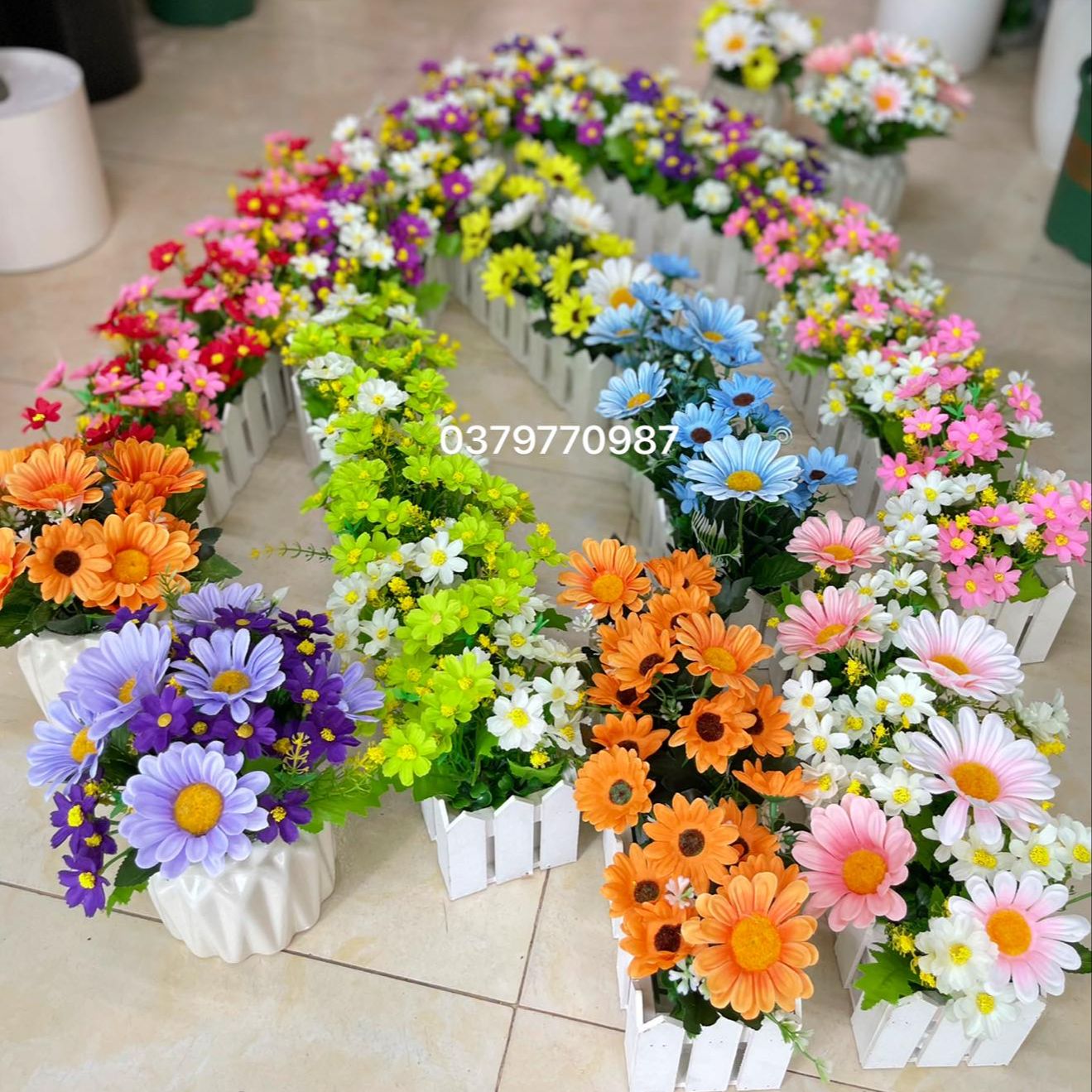 Chậu hàng rào hoa trang trí