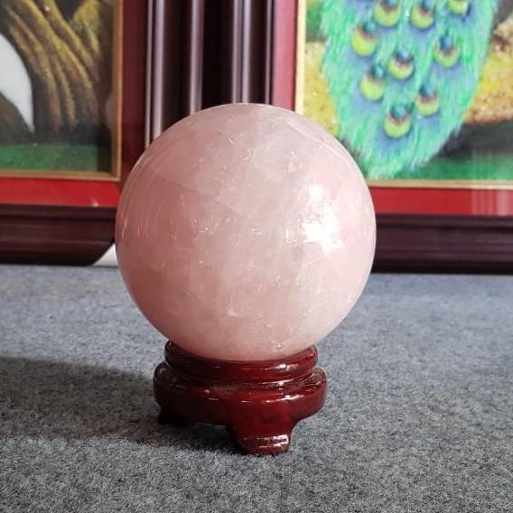 Cầu đá thạch anh hồng