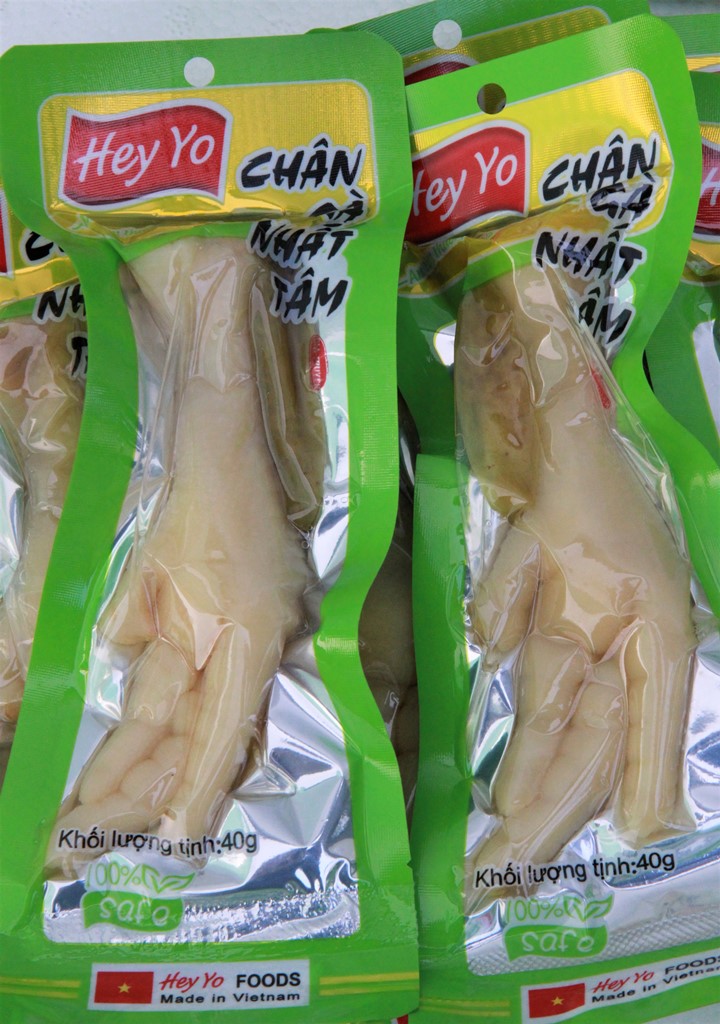 Chân gà cay nhất tâm hey yo