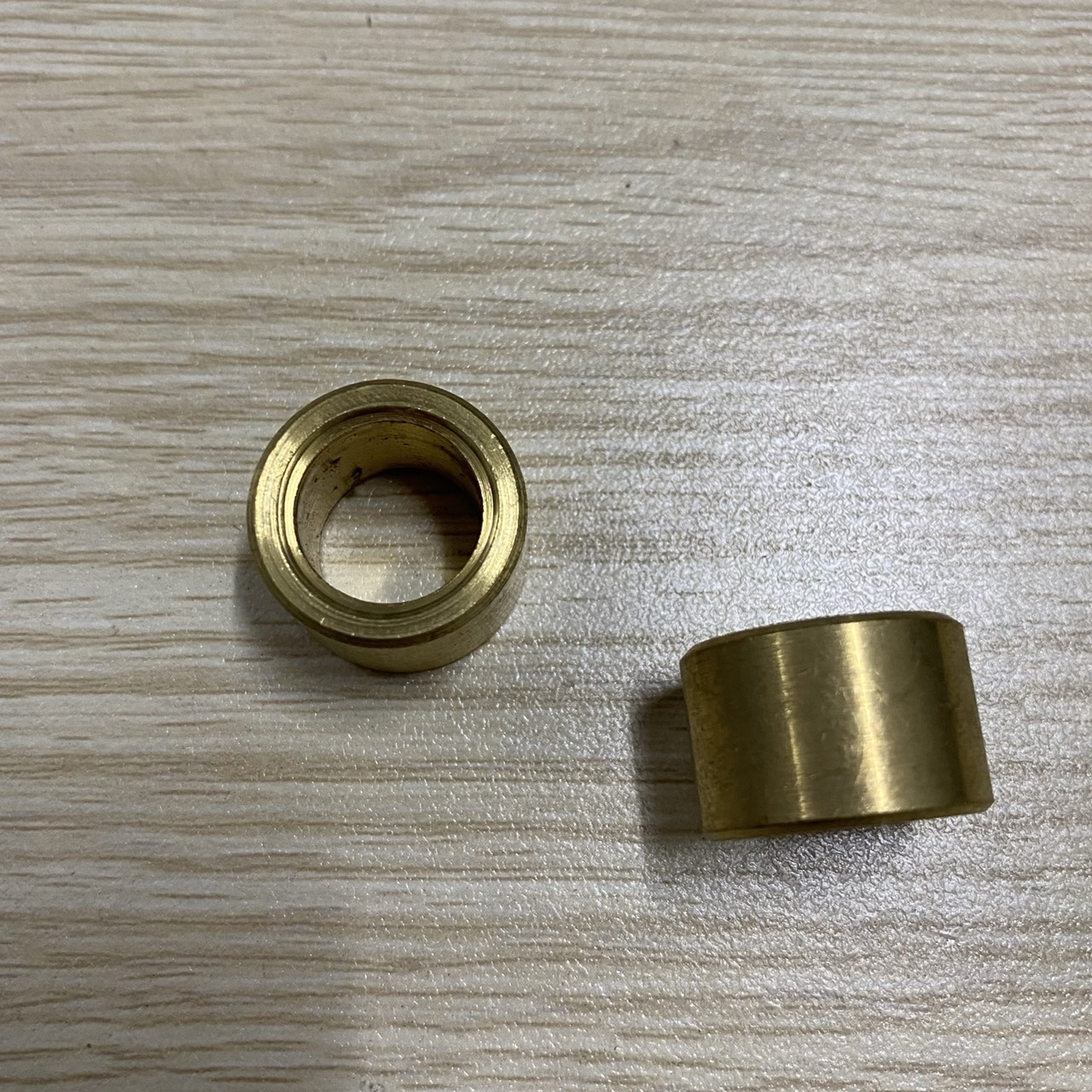 Bạc thau máy chà nhám tăng kích thước 15x20x14mm