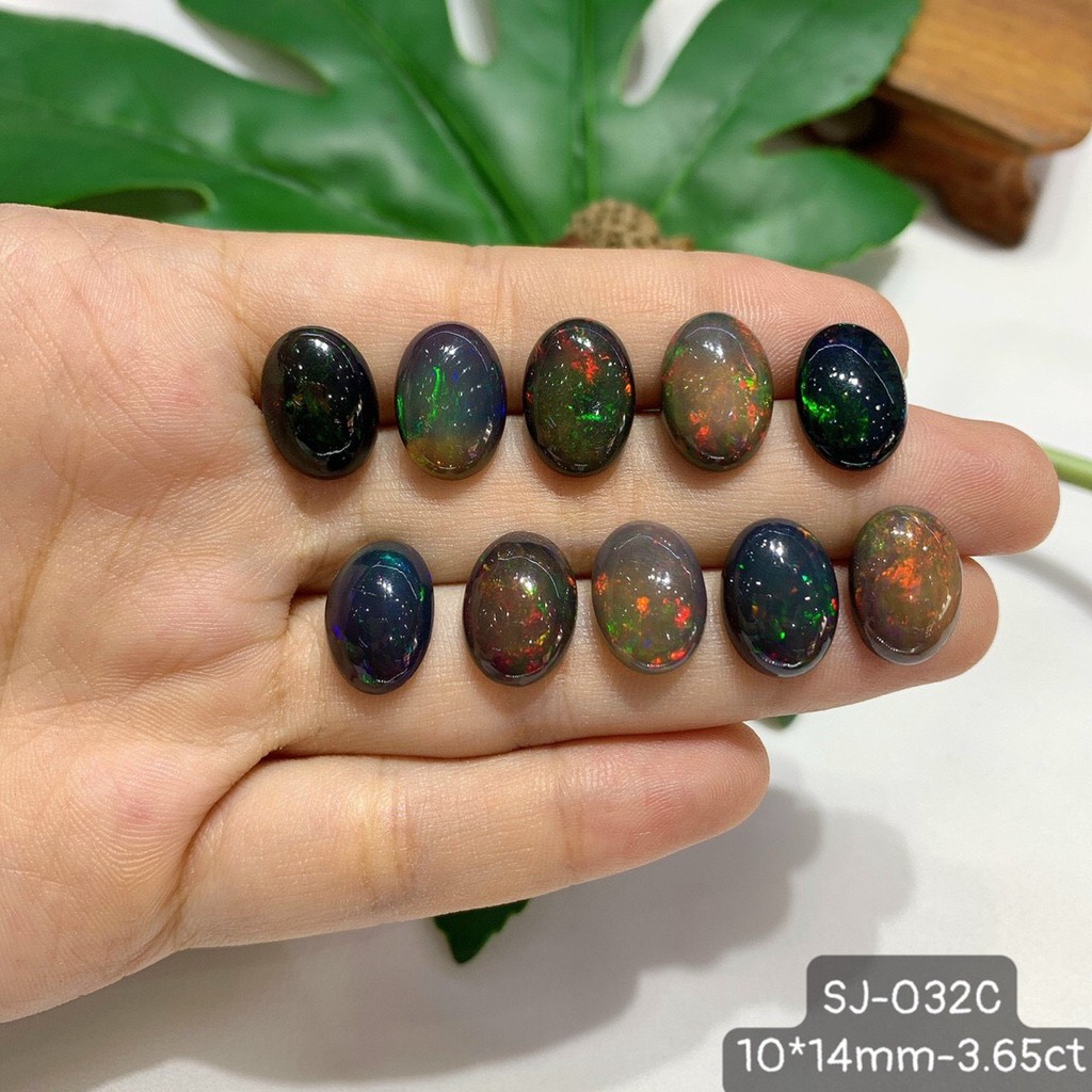 Mặt opal oval xanh đen vừa cập bến size 1316 - 1012mm