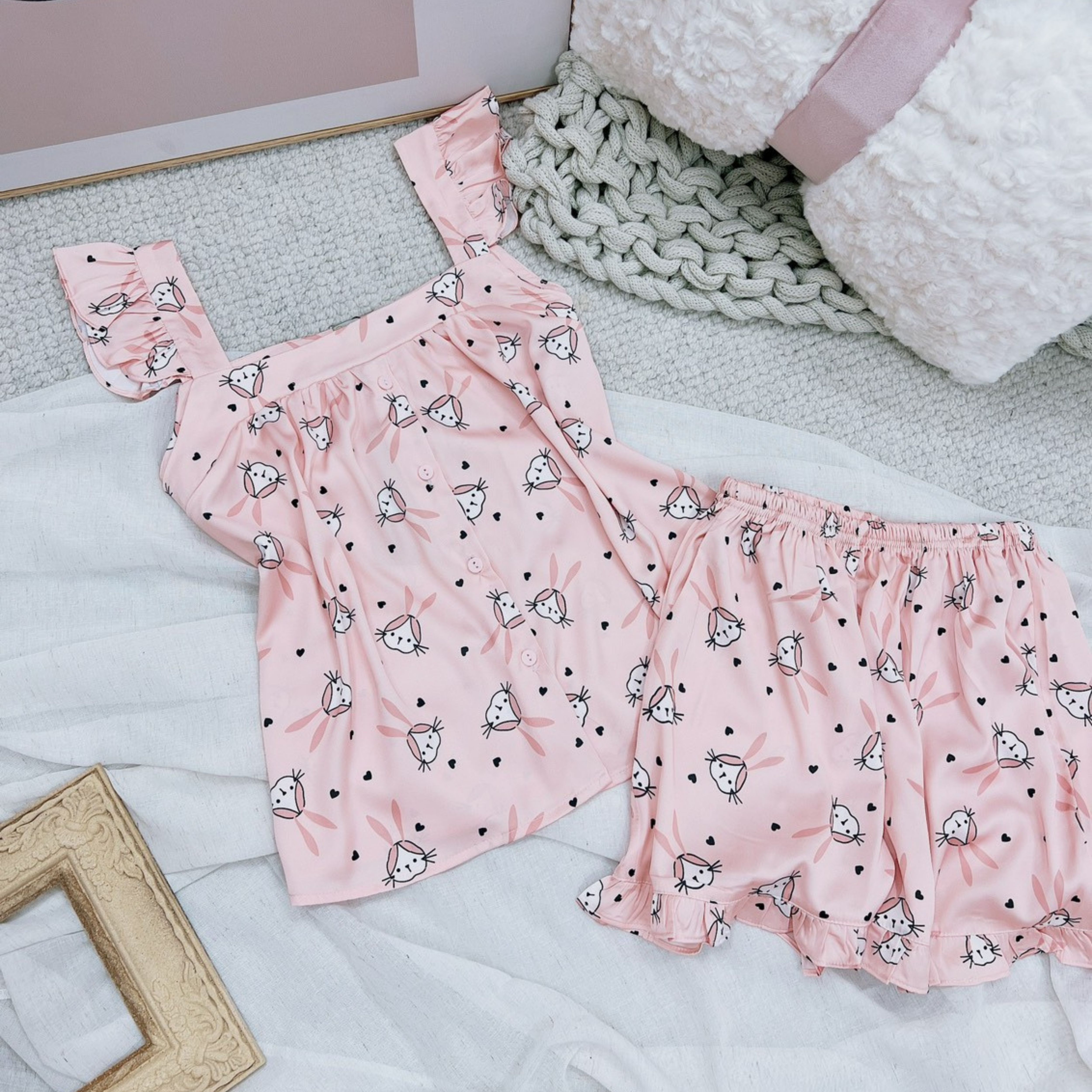 Bộ đồ ngủ 2 dây sexy, pijama lụa 2 dây Sam luxury 2STH, đồ bộ mặc nhà dễ thương kiểu dáng trẻ trung cho bạn giấc ngủ ngon Yangsilk