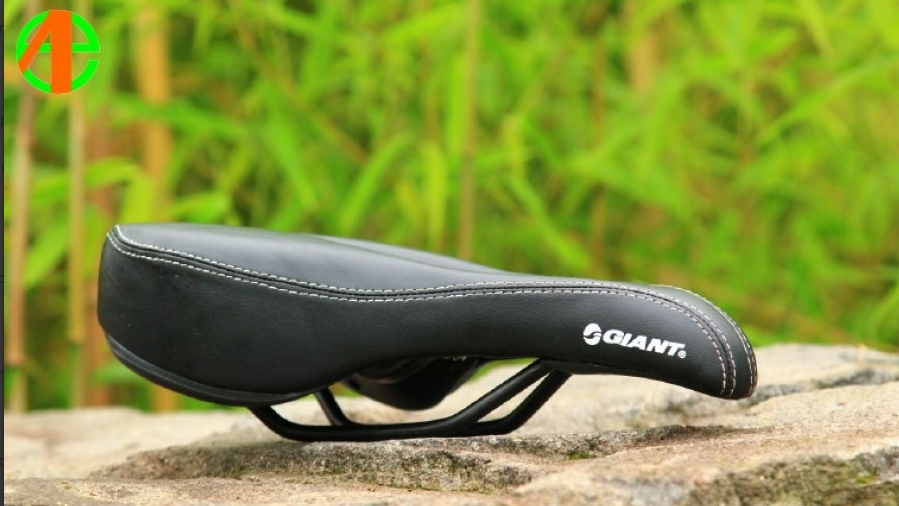 yên xe đạp thể thao siêu êm Giant Taiwan có rãnh thoáng