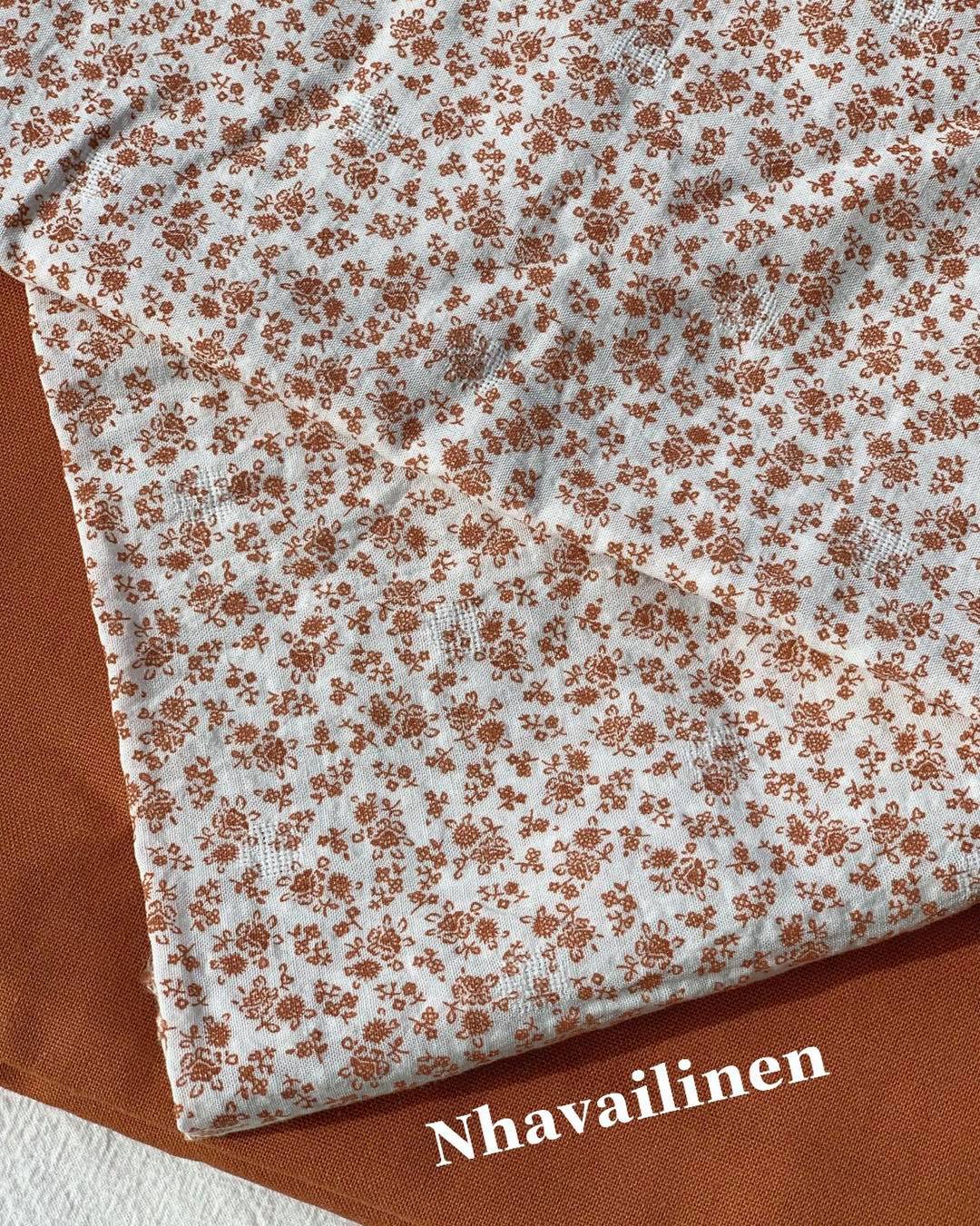 Vải Thô cotton hoa nâu xước