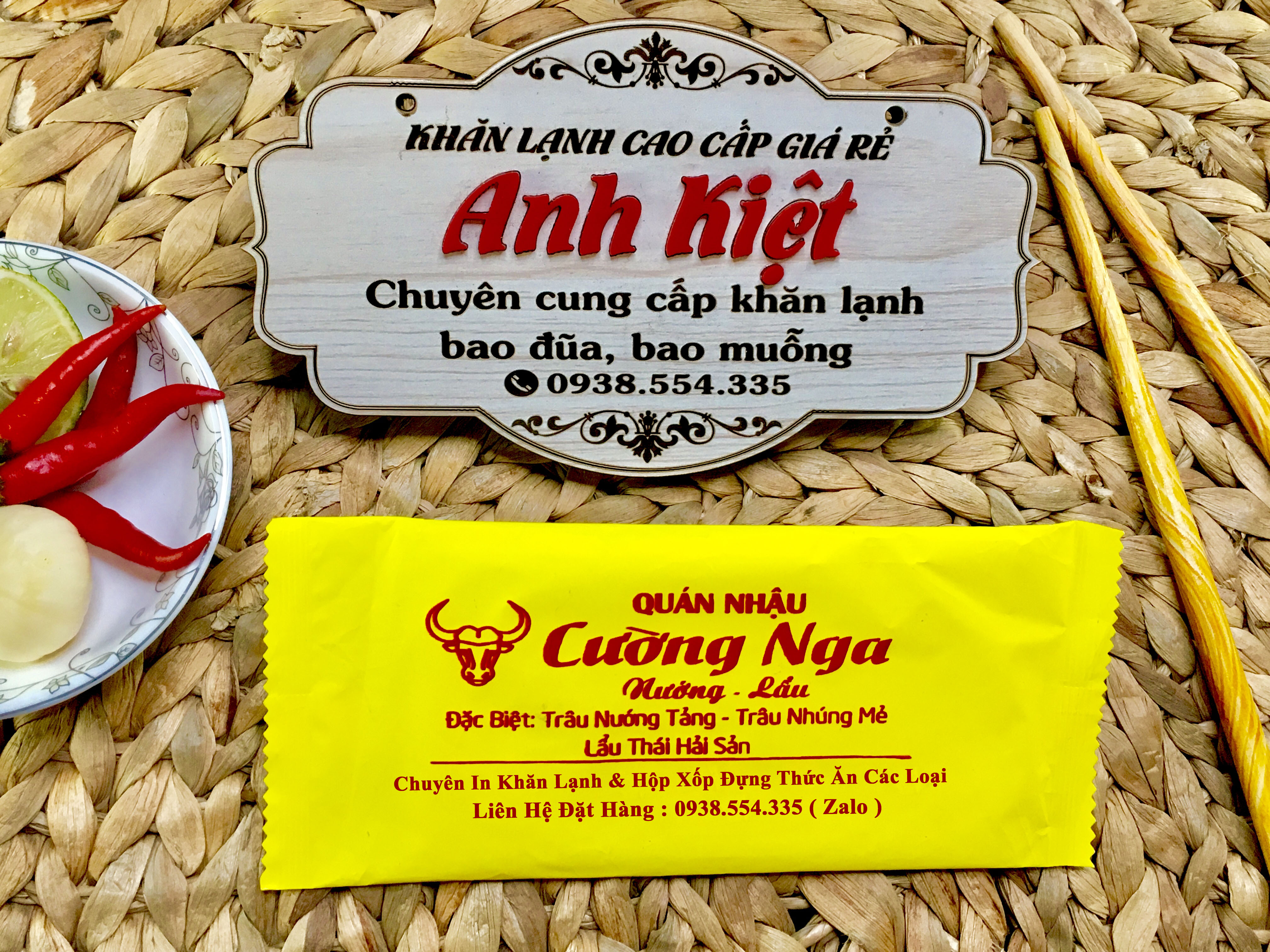 Khặn lạnh - khăn ướt dùng 1 lần 22 x 24cm / bịch 100c = 50k