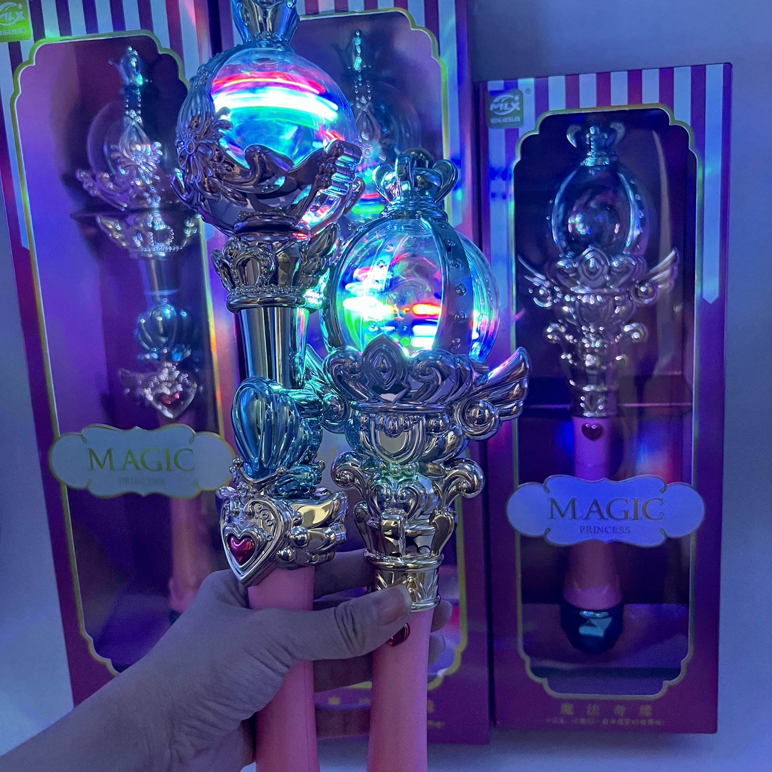 Gậy phép thuật có đèn, nhạc cho bé, gậy phép thuật 8891 34 cm có lồng cầu xoay được