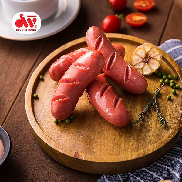 Xúc xích Mỹ của Thực phẩm Đức Việt