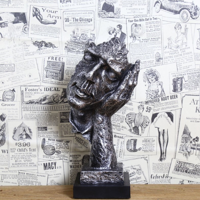 Tượng trang trí nhà cửa tượng decor hiện đại hình khuôn mặt đang tựa má kích thước size lớn 33cm , mang nhiều thông điệp ý nghĩa Dùng làm quà tặng , trang trí nhà cửa , đem lại may mắn giảm stress Cam kết đóng gói không bể vỡ