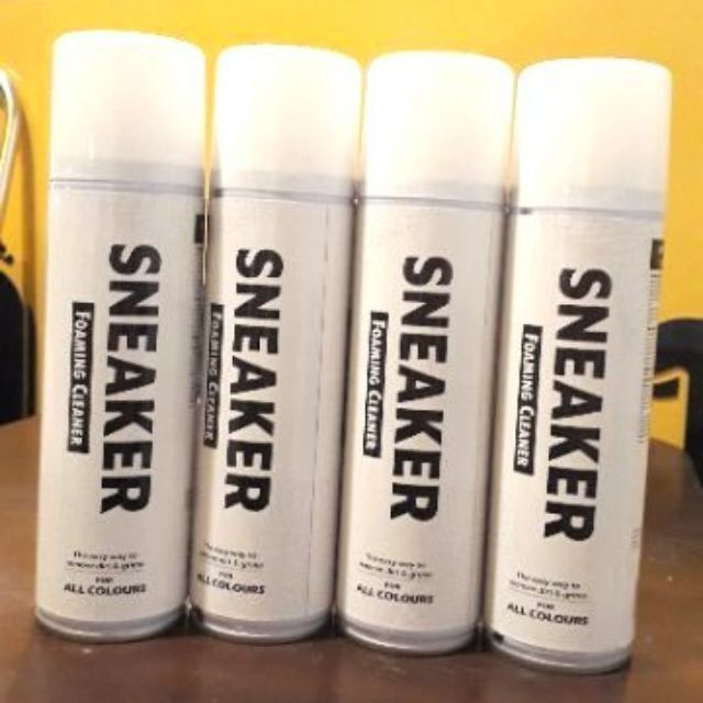Chai xịt vệ sinh giày sneaker 300ml  - vệ sinh giày sạch sẽ ko cần phải giặt với nước
