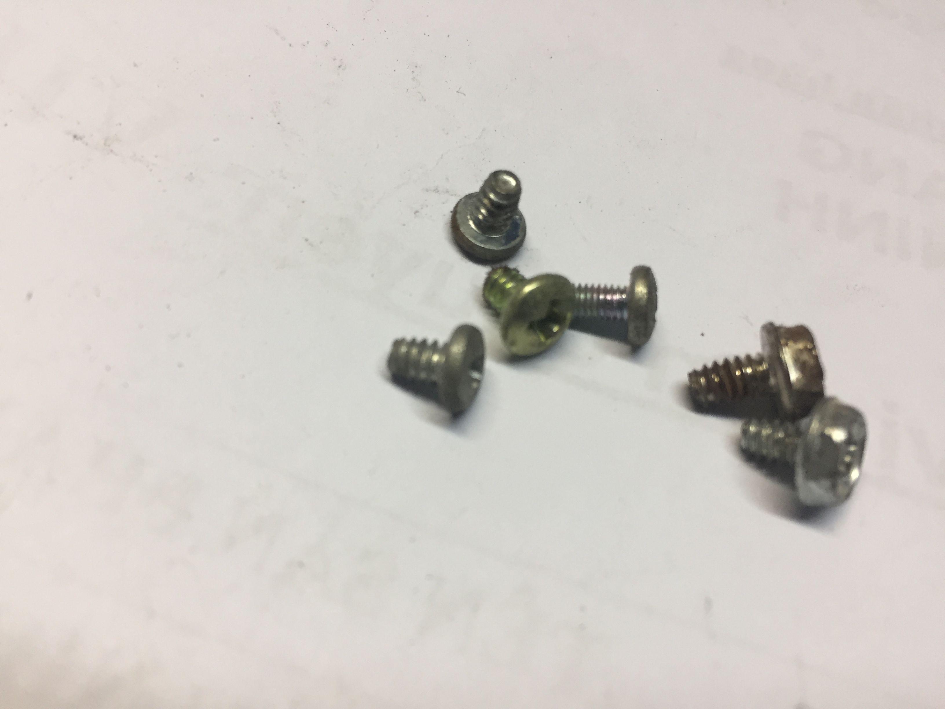 20 Ốc Vít bắt nguồn HDD và thùng case máy tính