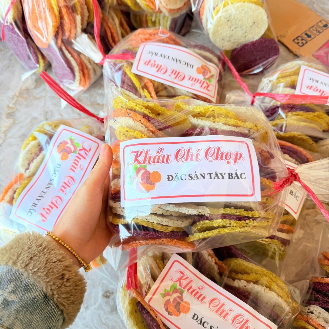 Bánh khẩu chí chọp (bánh giòn tan) thơm ngon loại 1 (1kg). Đặc sản bánh khẩu xén, khẩu chí chọp người Thái Mường Lay