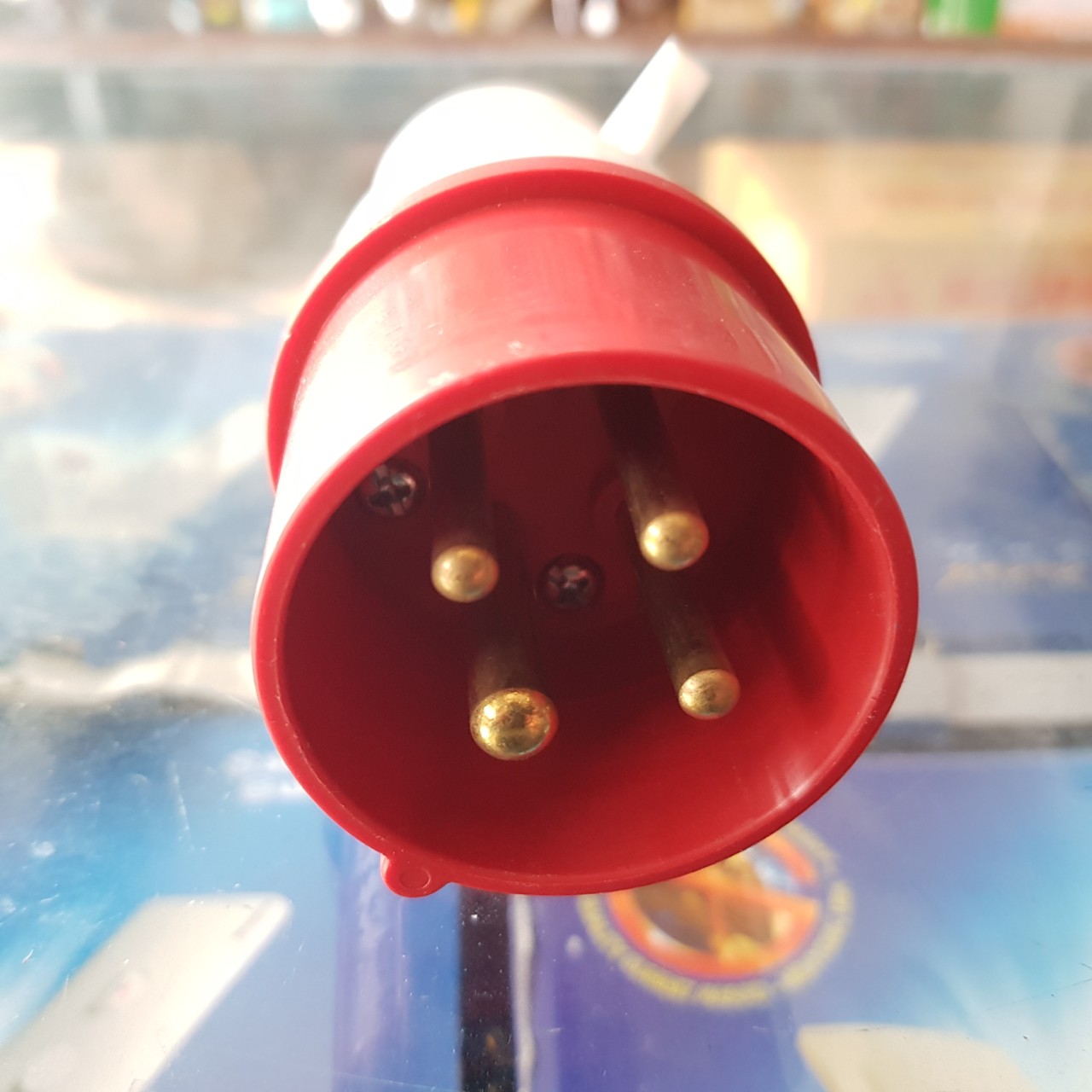 PHÍCH CẮM CÔNG NGHIỆP 4 CHẤU 16A ( PHÍCH CẮM CÔNG NGHIỆP 3 PHA )