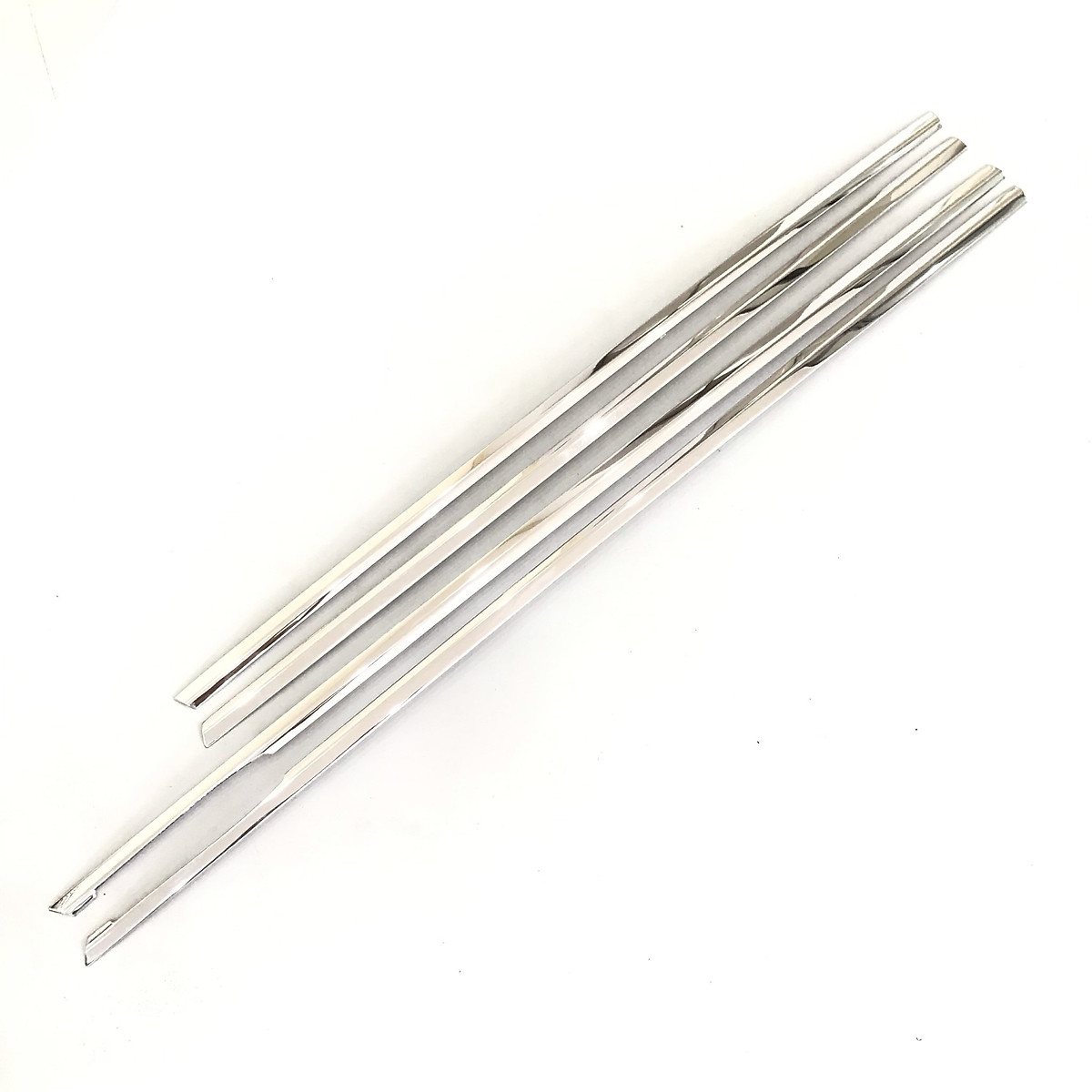 Nẹp Viền Cong Kính, Chân Kính Inox Dành Cho Xe Kia Cerato 2019-2020