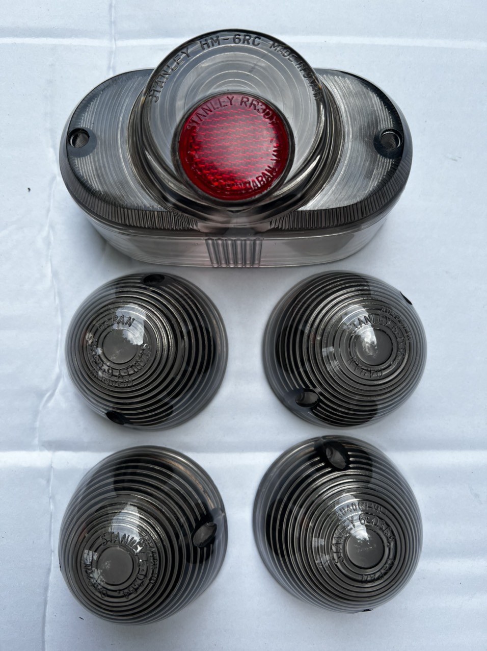Chụp đèn xi nhan xe 67 màu khói. gắn cho các dòng xe 67, 68, cd, cl...
