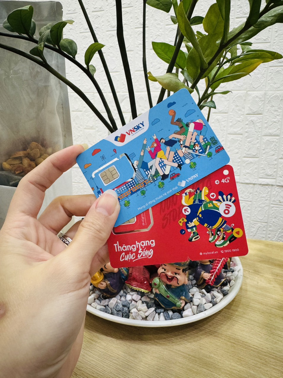 Sim tặng 1 tháng local vnsky mobifone a69s/a79s/a119s sky69d/sky79/sky89c maxdata gọi free. miễn phí tháng đầu sử dụng, rẻ 1 tt. .chưa kích hoạt