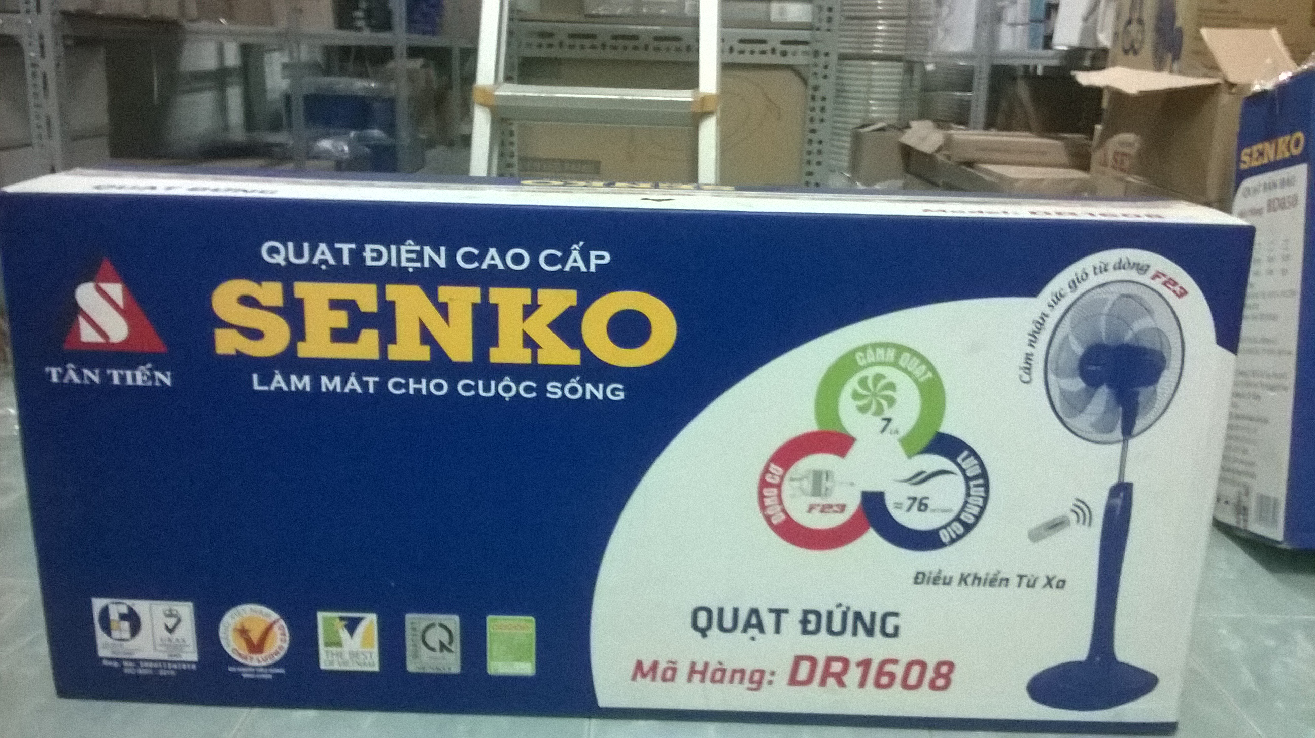 [HCM]QUẠT ĐỨNG REMOTE SENKO DR1608