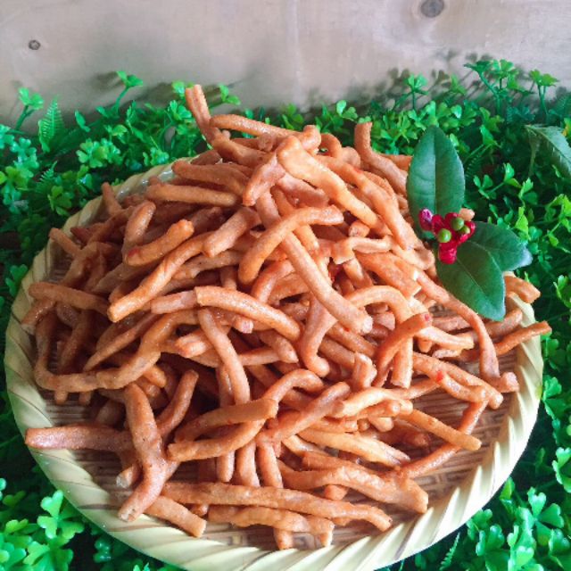 Bánh đũa giòn cay cay mặn mặn