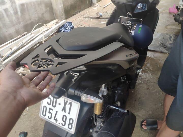 [HCM]Cản sau bằng thép cho xe NVX logo Yamaha ( Ver dài)