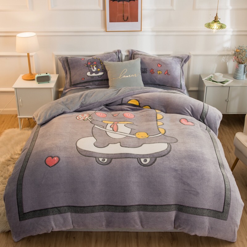 BỘ CHĂN GA GỐI NỈ NHUNG  TUYẾT  5D CAO CẤP HÌNH KHỦNG LONG  XÁM ,MẪU MỚI NHẤT NĂM 2020