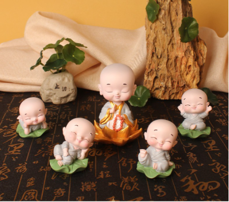 Mô hình 5 chú tiểu trang trí tiểu cảnh đề bàn văn phòng