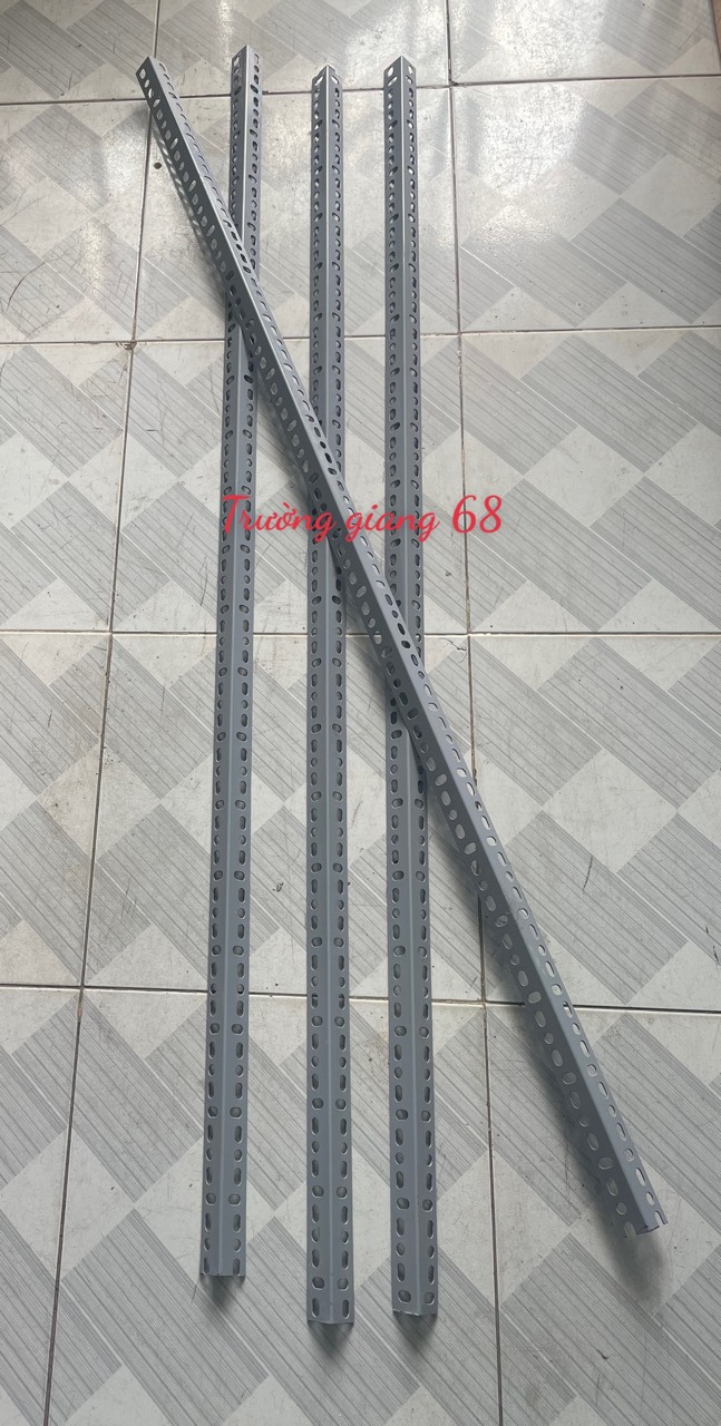 Thanh sắt V Lỗ 3×3cm (50cm ,1m,1m5...) - Láp rá đa năng dày 1ly5