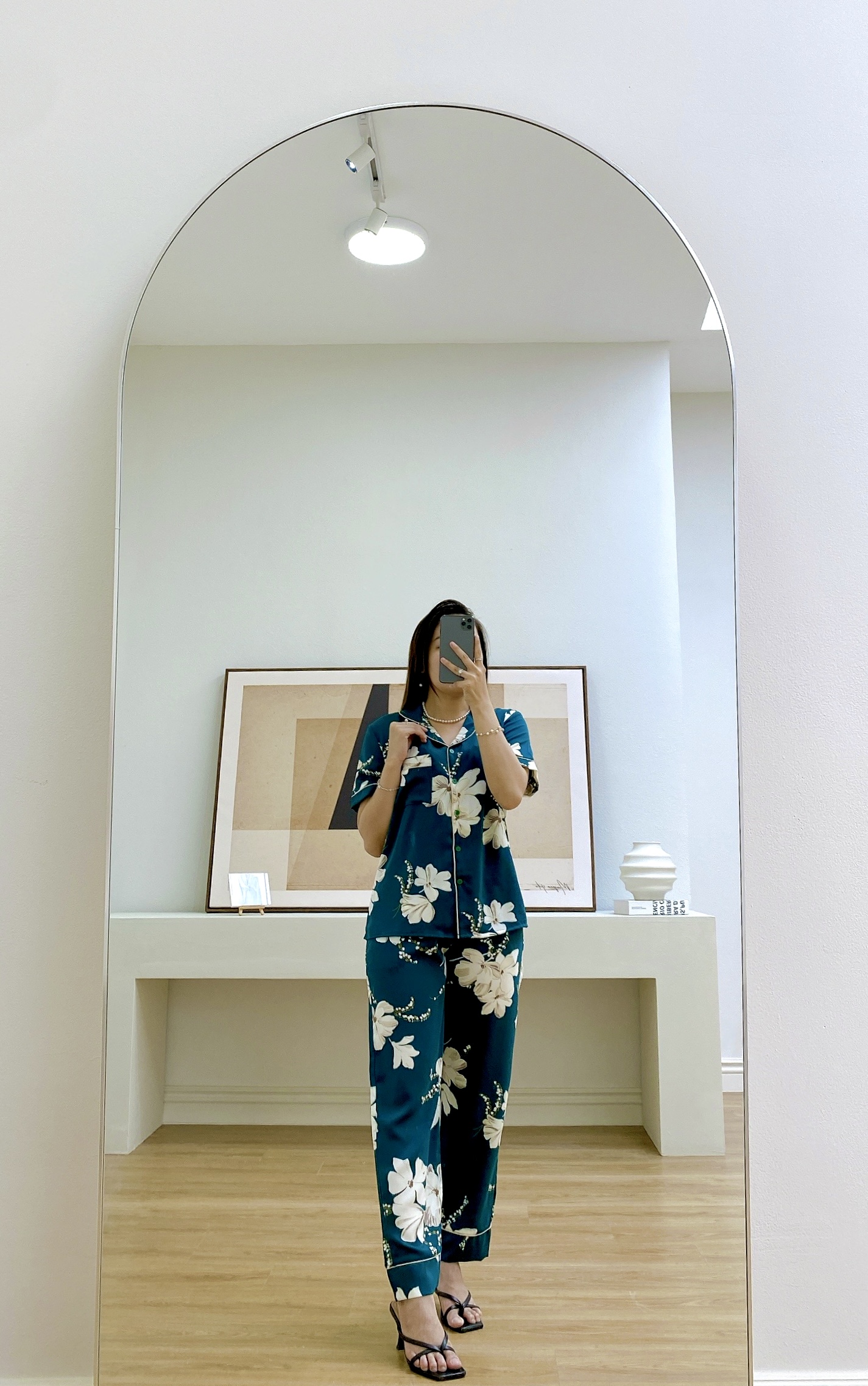 Pijama Lụa Tay ngắn quần dài Satino - Jasmine Mallard Green & Red
