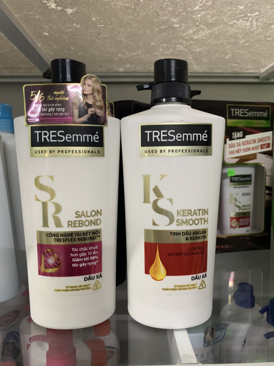 Dầu Xả Tresemme Keratin Smooth Tinh Dầu Argan và Keratin Vào Nếp Suôn Mượt 620g