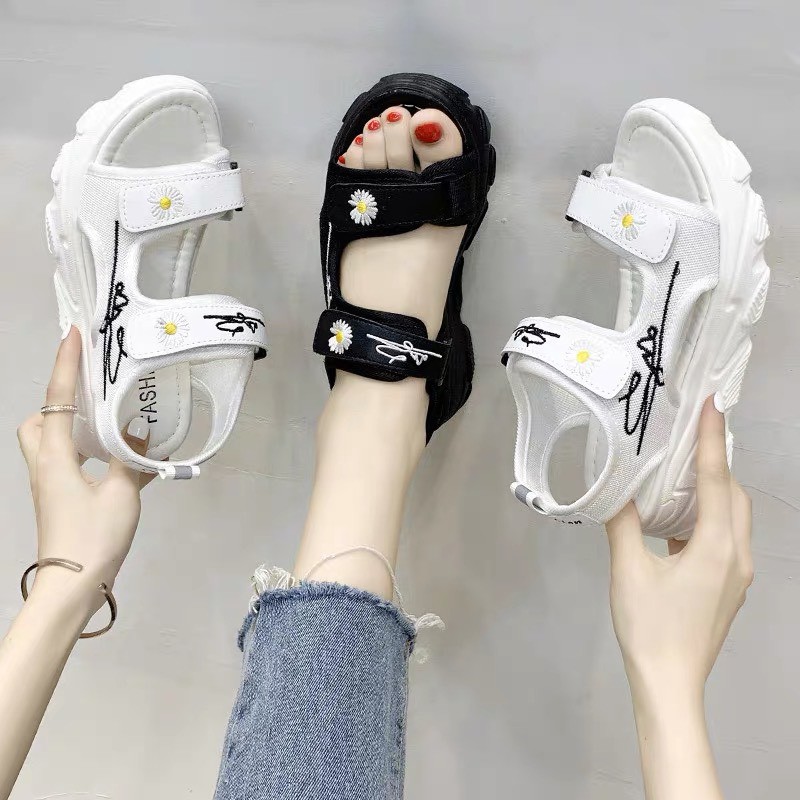 (2 MÀU) Sandal nữ thời trang Uzang 2 quai ngang hoa cúc siêu đẹp