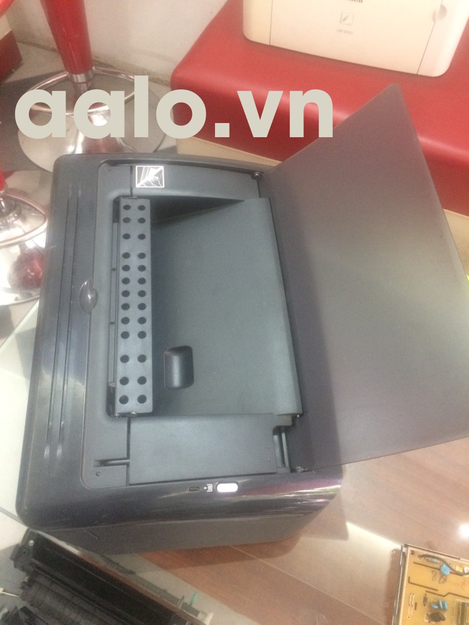 Máy in Canon 3100B .Đã Qua Sử Dụng. ( Tặng kèm hộp mực , dây nguồn , dây usb mới ))