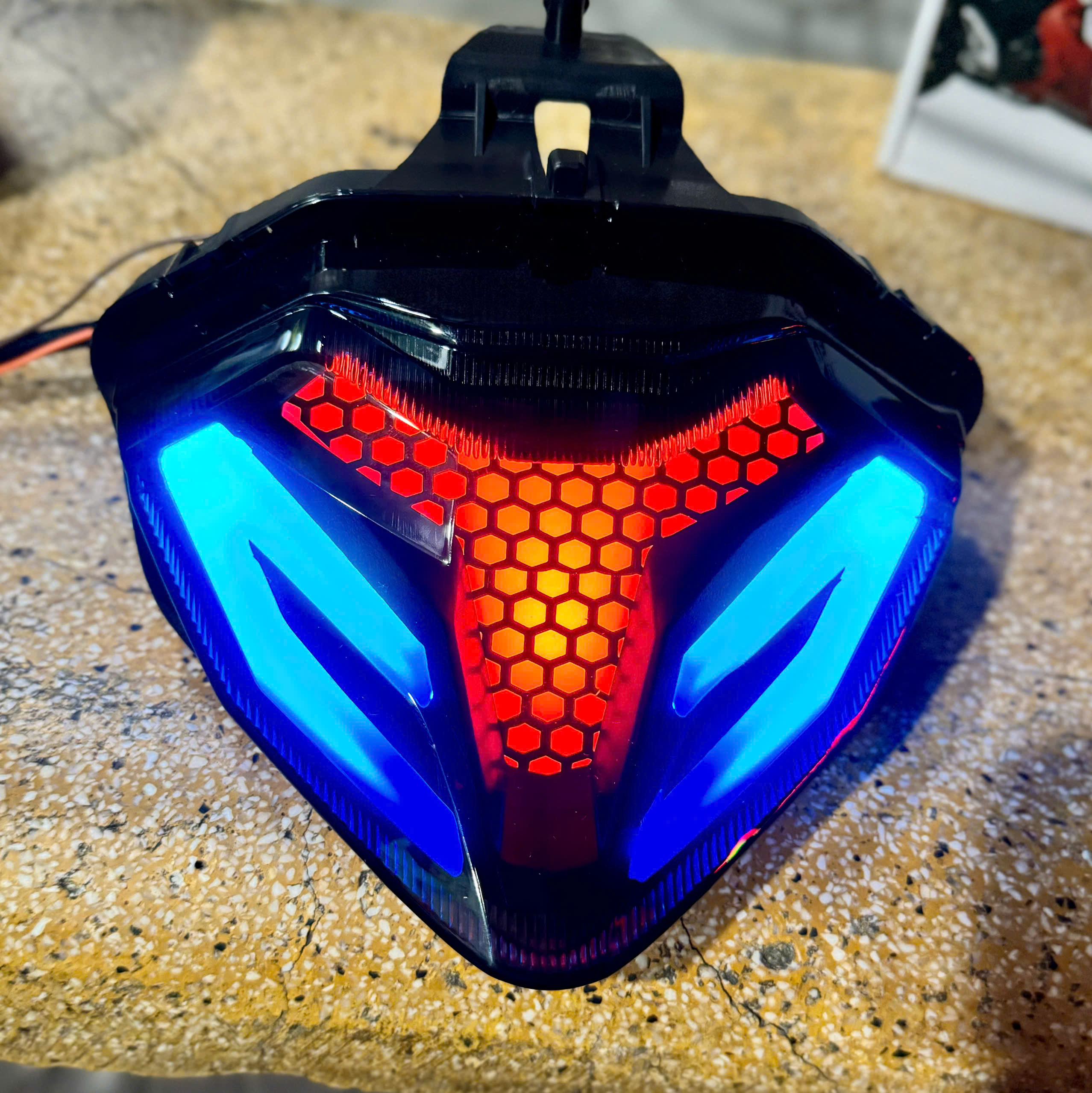 Đèn hậu Winner X audi chính màu điện thoại cao cấp chính hãng xp