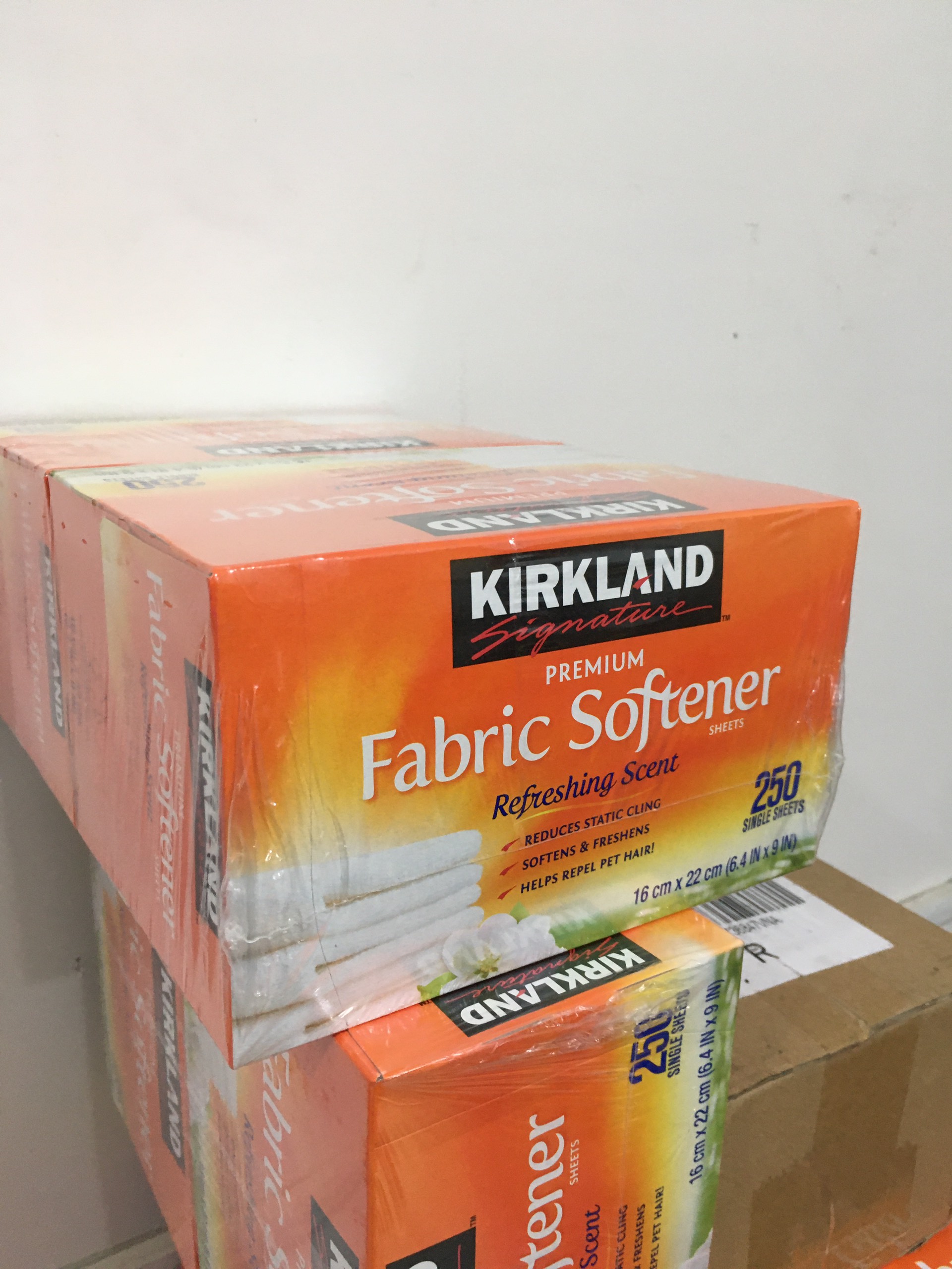giấy thơm quần áo kirkland fabric softener mẫu mới 2022 4in1 [hộp lớn 250 tờ] mùi việt kiều hàng mỹ 1