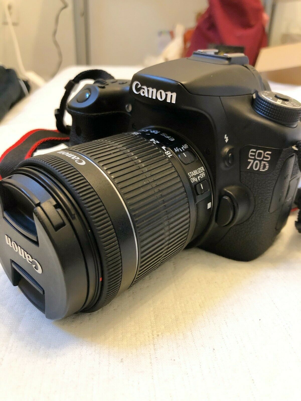 Máy ảnh canon 70d + 18-55mm - 20.2 megapixels - wifi - quay phim full-hd, lấy nét liên tục servo af - mới 95%