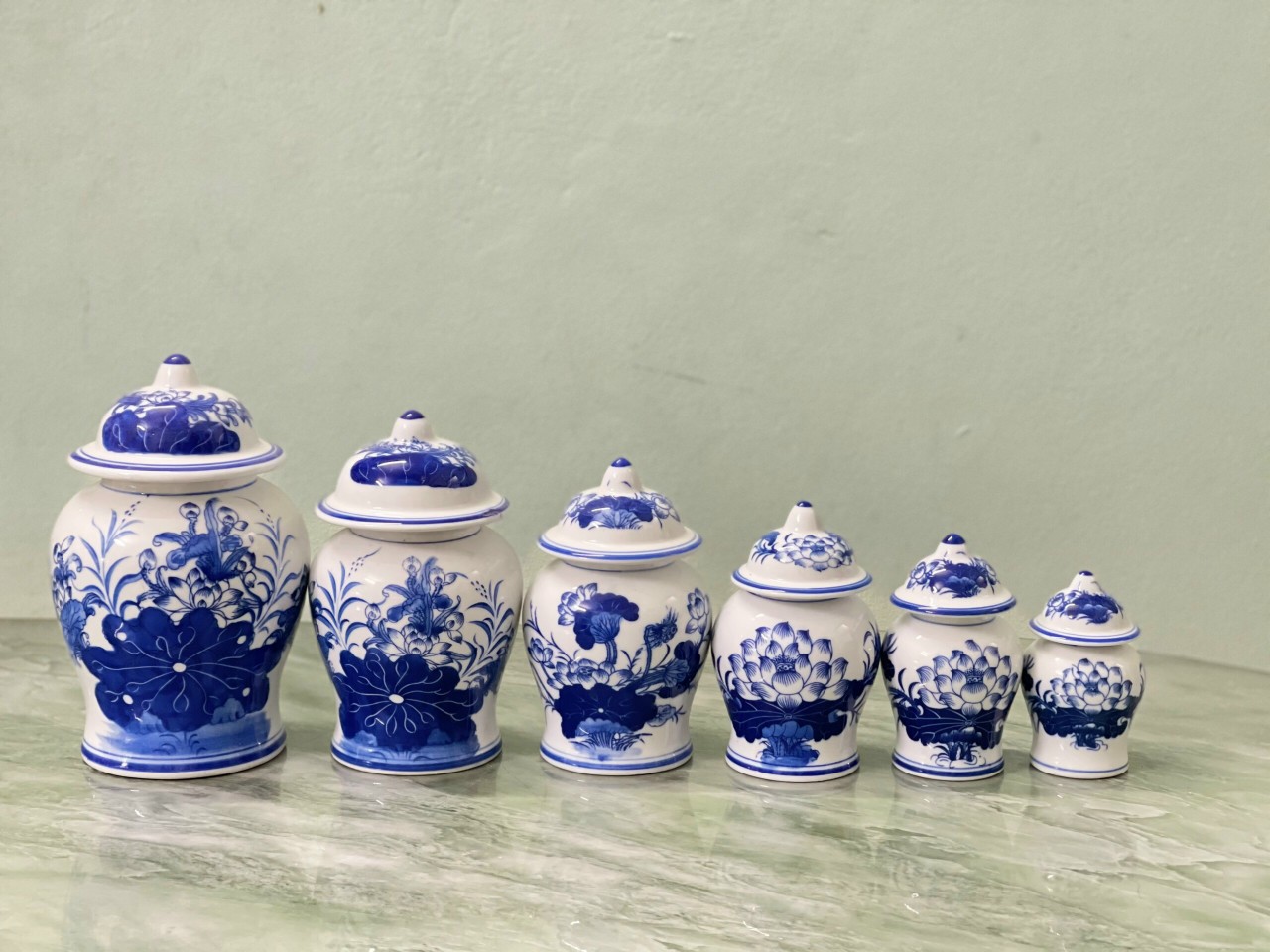 Choé Thờ Đựng Muối,Gạo,Nước men lam bát tràng