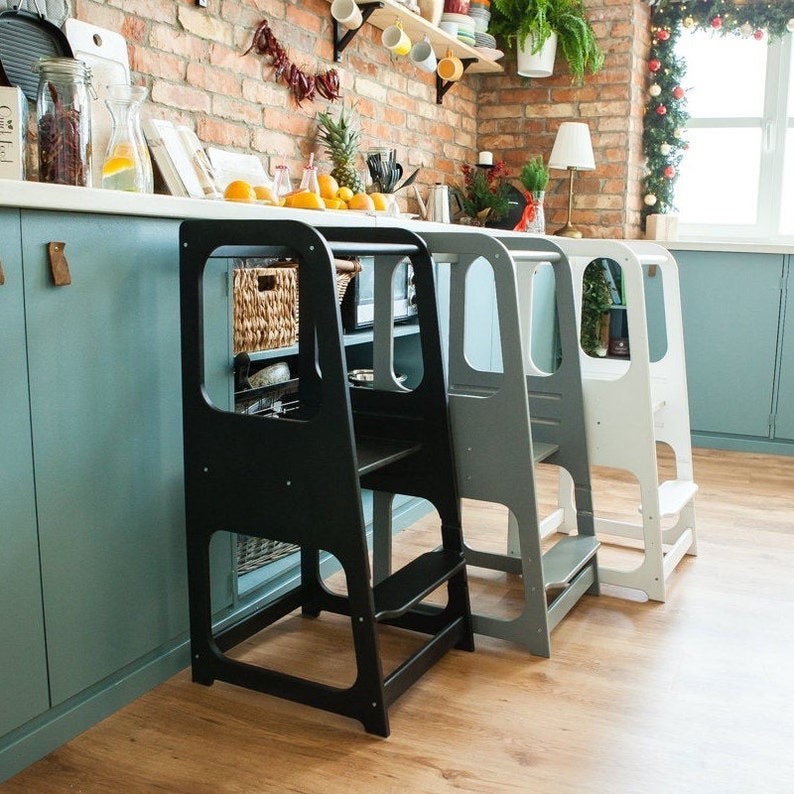 Ghế đứng bếp, ghế rửa tay, Learning tower, kitchen helper, tháp hỗ trợ, tháp học tập Montessori cho bé