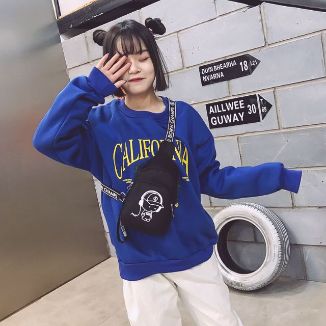 Túi bao tử _ cậu bé nghe nhạc