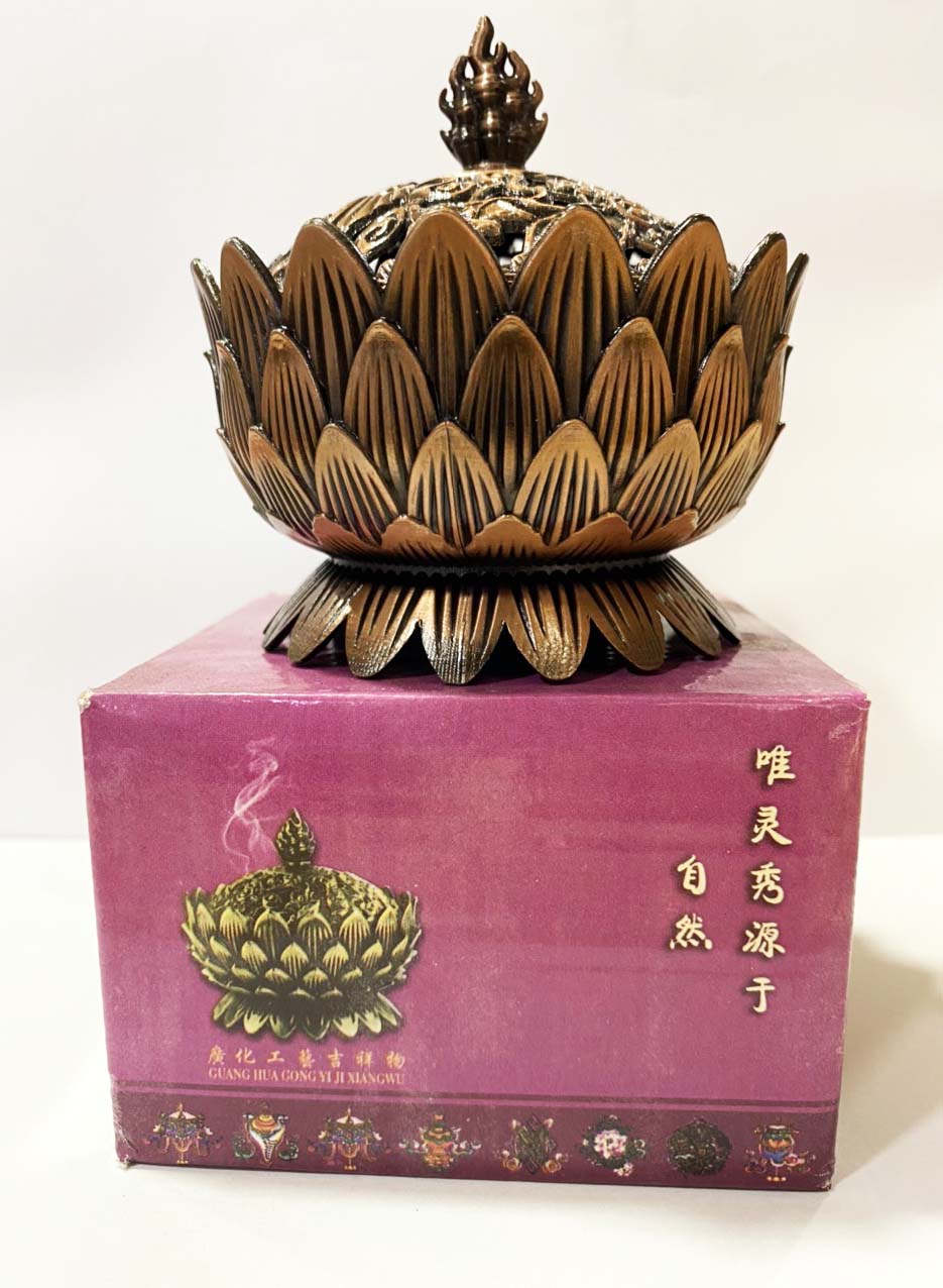 Lư đồng hoa sen xông trầm hương