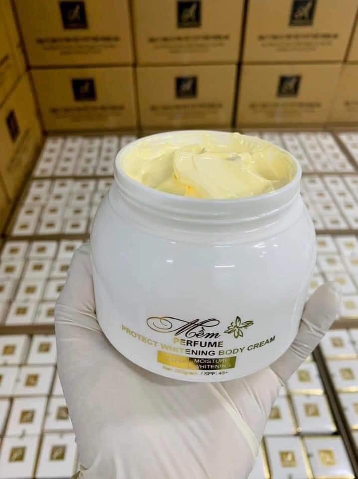 Kem body mềm nước hoa 2020 mới 250g