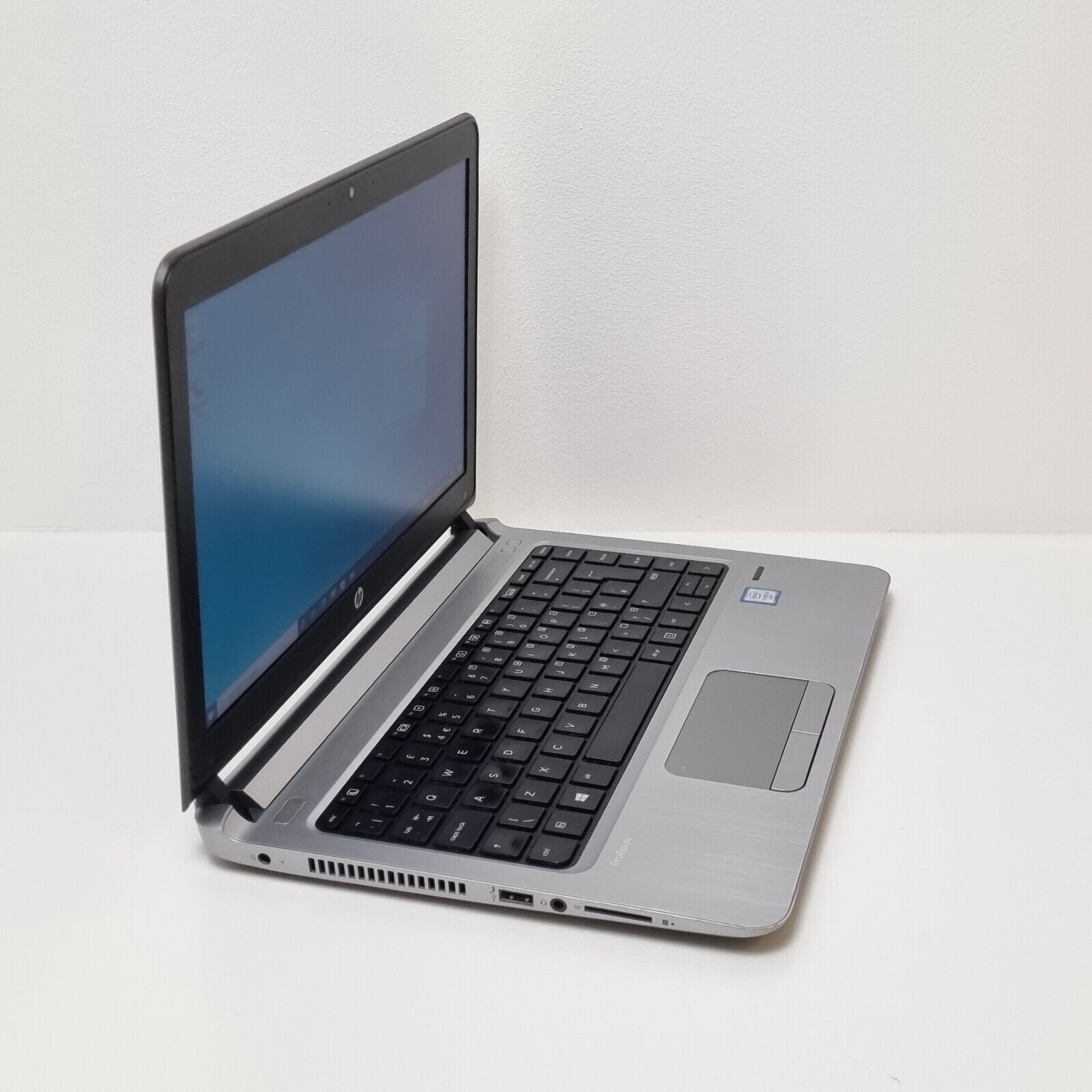 Laptop mỏng nhẹ hp 430 g3 core i5 6200u ram 8gb ssd 256gb